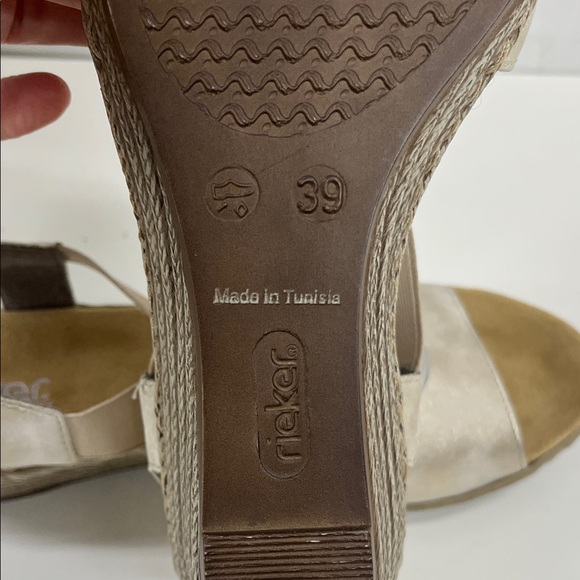 New Rieker FANNI Wedge Sandals Size EU 39( US 8) - Picture 8 of 10